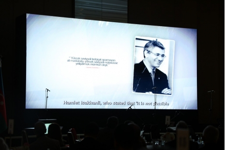 Xəzər Universitetinin 35 illik yubiley mərasimi keçirilib